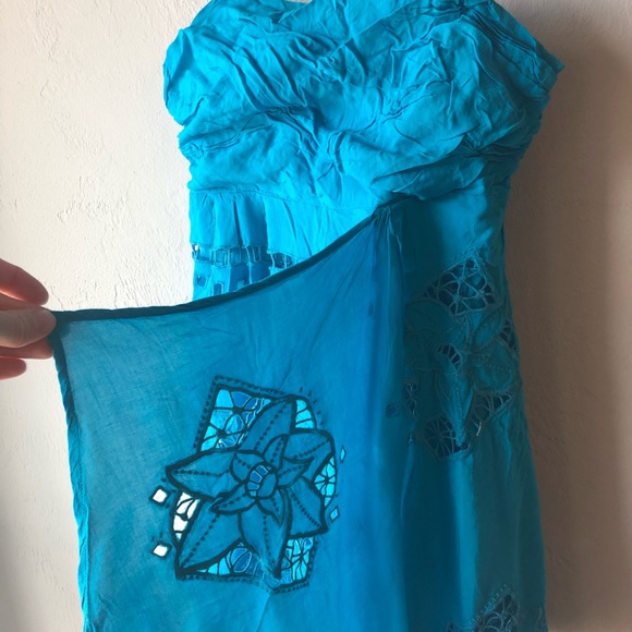 Lost April embroidered dress - Picture 6 of 12